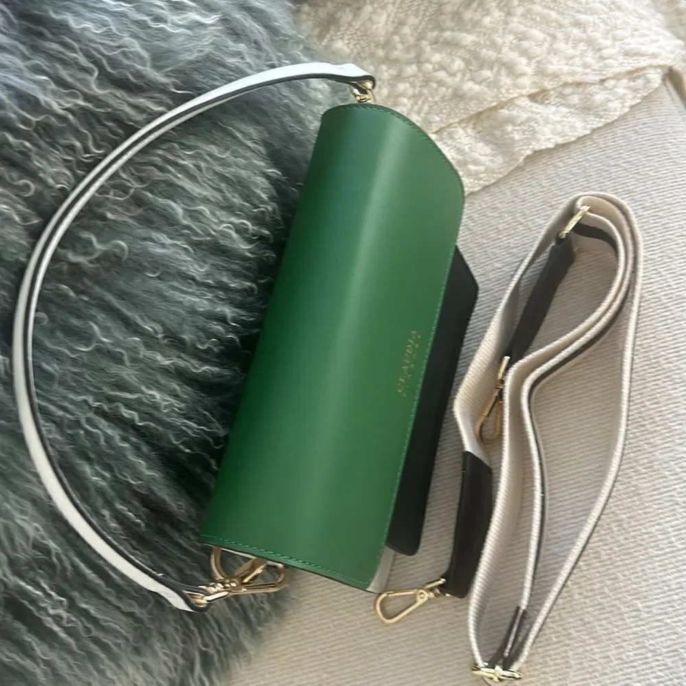 Claudia Firenze Desdemona -Green Handbag/Crossbody